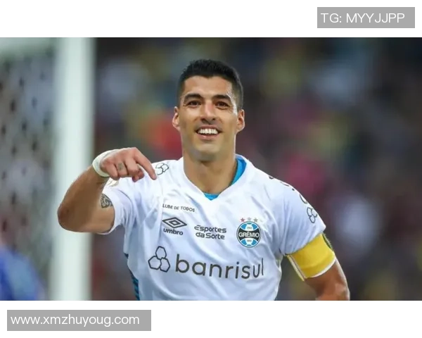 足球明星展现惊人柔韧性与技巧的精彩体操视频合集